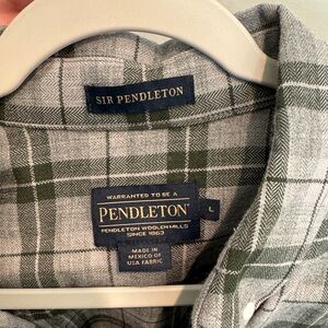Pendleton Men’s Large Olive and Gray Checkered Shirt 100% wool